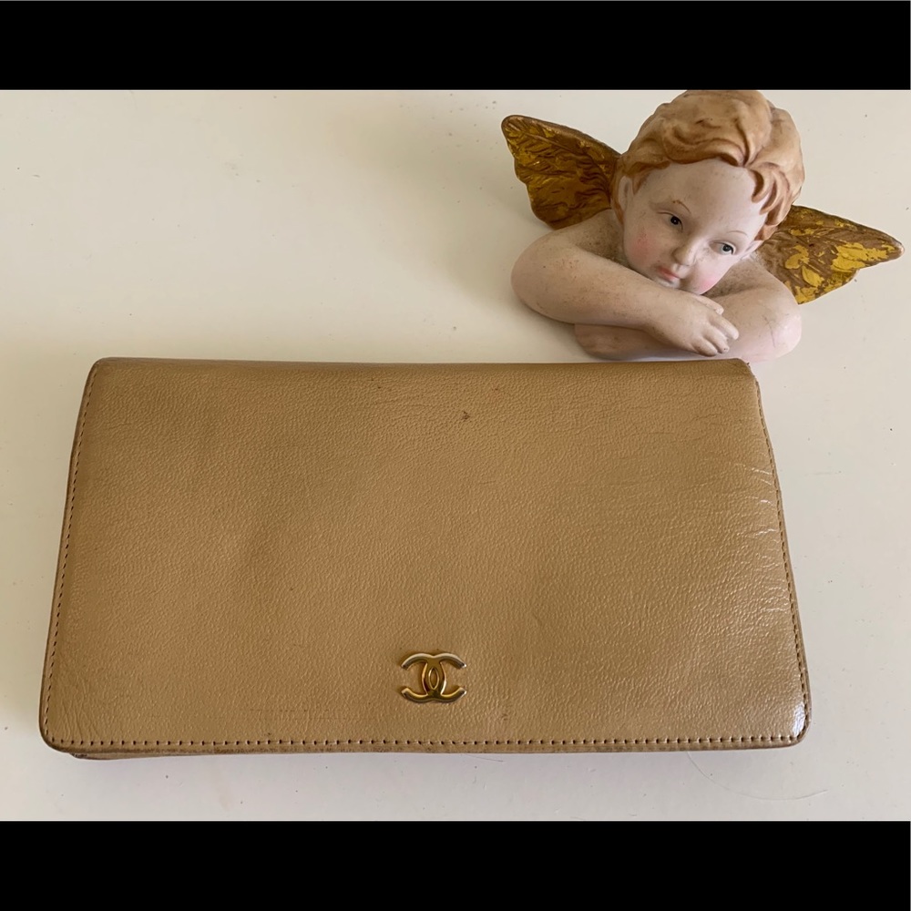 Chanel wallet beige cream mini bag